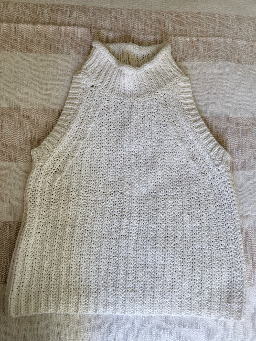 MOTH by Anthropologie White Cable-Knit Sleeveless Turtleneck